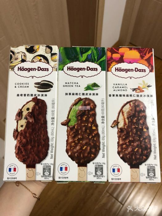 哈根达斯草莓脆皮条  69g  12支