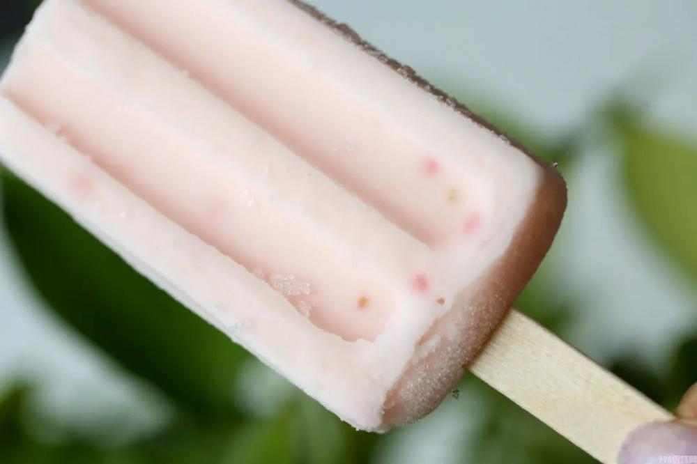 吃完17个桃子冰淇淋，你觉得哪款最好吃？(34)
