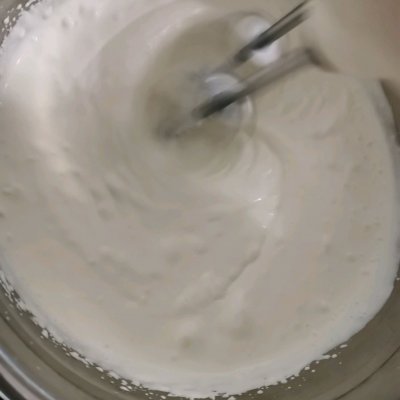 牛奶冰淇淋怎么制作(自制奶香冰淇淋步骤分享)(6) 牛奶冰淇淋怎么制作(自制奶香冰淇淋步骤分享)(6)