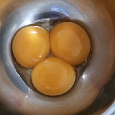 牛奶冰淇淋怎么制作(自制奶香冰淇淋步骤分享)(1) 牛奶冰淇淋怎么制作(自制奶香冰淇淋步骤分享)(1)