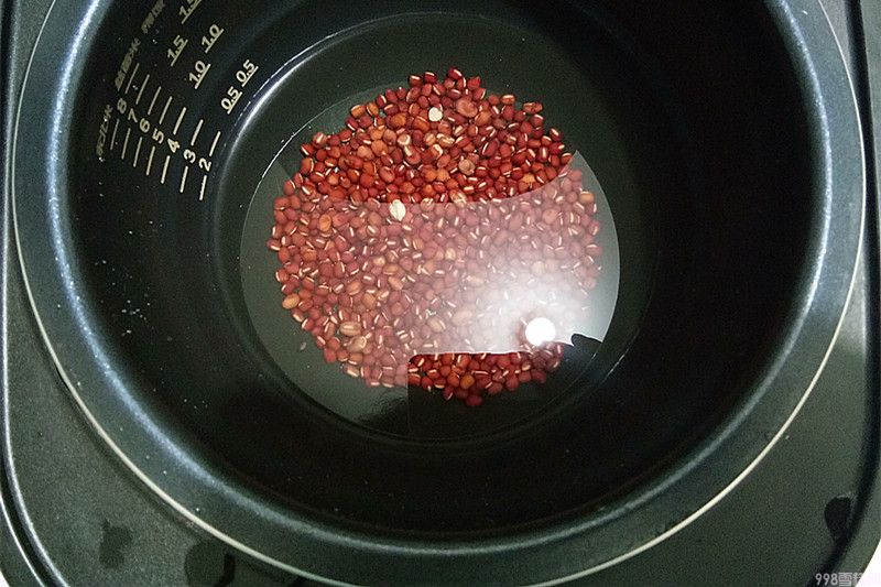 红豆雪糕教学(介绍一碗红豆和半瓶酸奶教你在家做冰棍)(4) 红豆雪糕教学(介绍一碗红豆和半瓶酸奶教你在家做冰棍)(4)