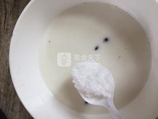 自制鲜奶红豆冰棍,你学会了吗?(图3) 自制鲜奶红豆冰棍,你学会了吗?(3)