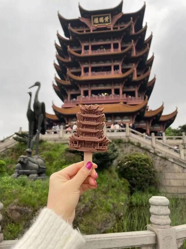 黄鹤楼出雪糕了,你知道有什么文创雪糕(图1) 黄鹤楼出雪糕了,你知道有什么文创雪糕(1)