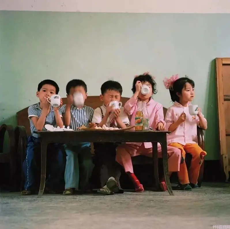 从5分钱到500元,中国人离“雪糕自由”还有多远?(图7) 从5分钱到500元,中国人离“雪糕自由”还有多远?(7)